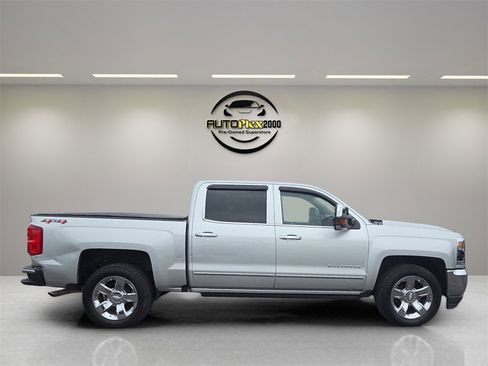 Used 2018 Chevrolet Silverado 1500 LTZ w/ LTZ Plus Package image 8