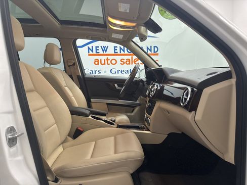 Used 2015 Mercedes-Benz GLK 350 4MATIC image 23