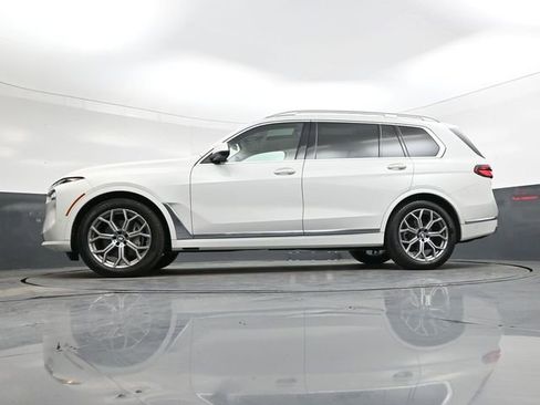 Used 2023 BMW X7 xDrive40i w/ Premium Package image 38
