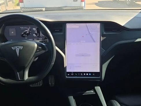 Used 2019 Tesla Model X Performance AWD/4WD image 3