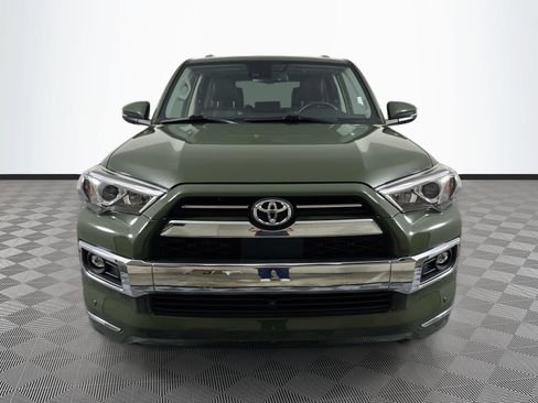 Used 2022 Toyota 4Runner Limited AWD/4WD image 2