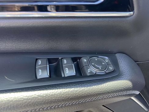 Certified 2025 GMC Yukon XL Denali AWD/4WD image 19