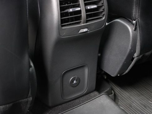 Used 2024 Ford Escape ST-Line w/ Tech Pack #1 AWD/4WD image 17