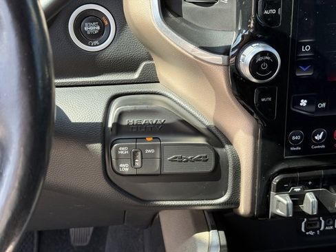 Used 2020 RAM 3500 Laramie image 22