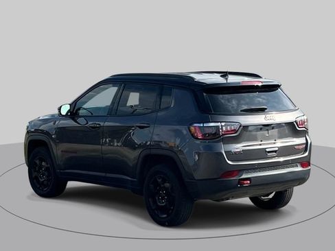 Used 2024 Jeep Compass Trailhawk AWD/4WD image 5