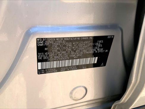 Used 2014 Toyota RAV4 LE FWD image 28