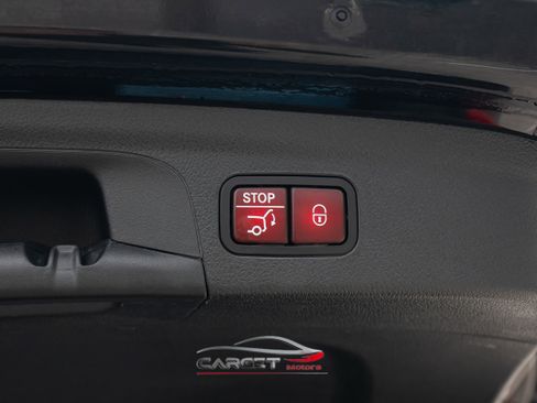 Used 2021 Mercedes-Benz GLE 350 4MATIC w/ Premium Package image 45