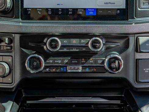 Used 2026 Ford F450 Platinum w/ FX4 Off-Road Package image 23