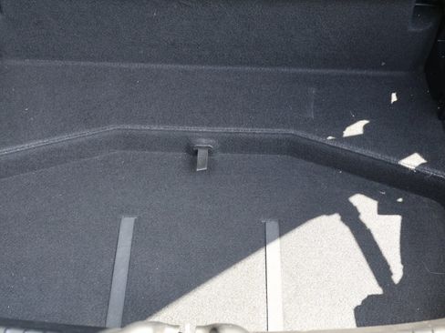 Used 2018 Mercedes-Benz SLC 43 AMG image 35