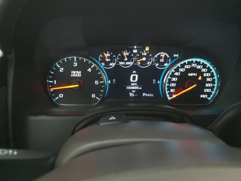 Used 2017 GMC Yukon Denali w/ Open Road Package AWD/4WD image 27