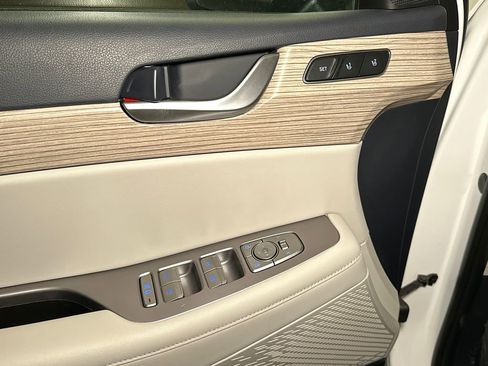 Used 2021 Hyundai Palisade SEL w/ Premium Package image 17