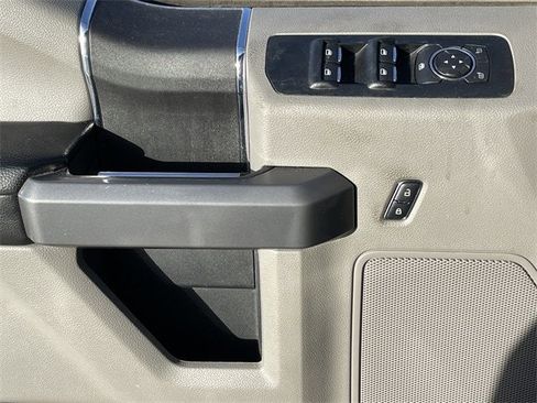 Used 2018 Ford F150 XLT w/ Equipment Group 301A Mid image 25