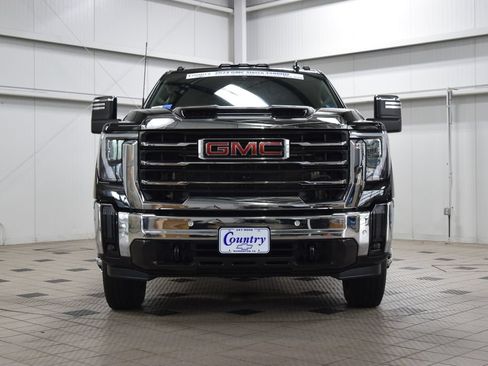 Used 2024 GMC Sierra 3500 SLT w/ SLT Convenience Package AWD/4WD image 2