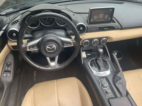 Used 2017 MAZDA MX-5 Miata Grand Touring RWD image 2