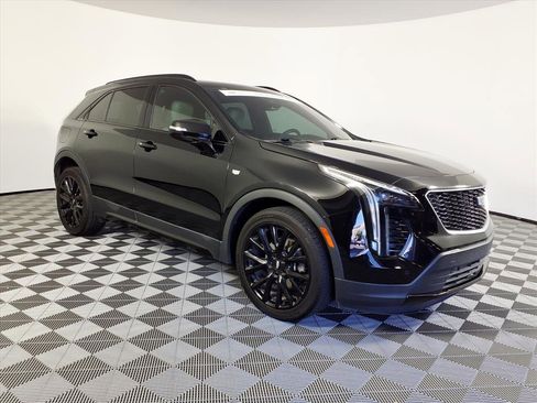 Certified 2023 Cadillac XT4 Sport image 3