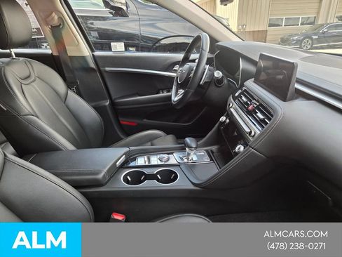 Used 2025 Genesis G70 2.5T AWD/4WD image 17