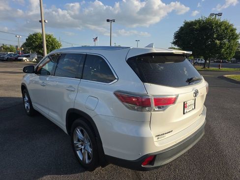 Used 2014 Toyota Highlander Limited AWD/4WD image 6