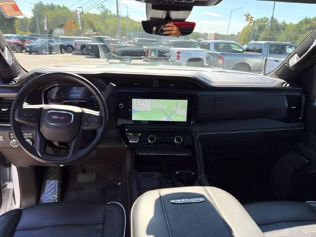 Used 2025 GMC Sierra 2500 AT4X w/ Snow Plow Prep/Camper Package AWD/4WD image 23