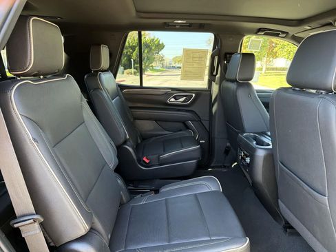 Used 2023 GMC Yukon SLT w/ Max Trailering Package image 34