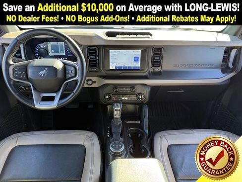 Used 2022 Ford Bronco Wildtrak image 17