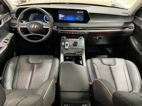 Used 2025 Hyundai Palisade Limited AWD/4WD image 16