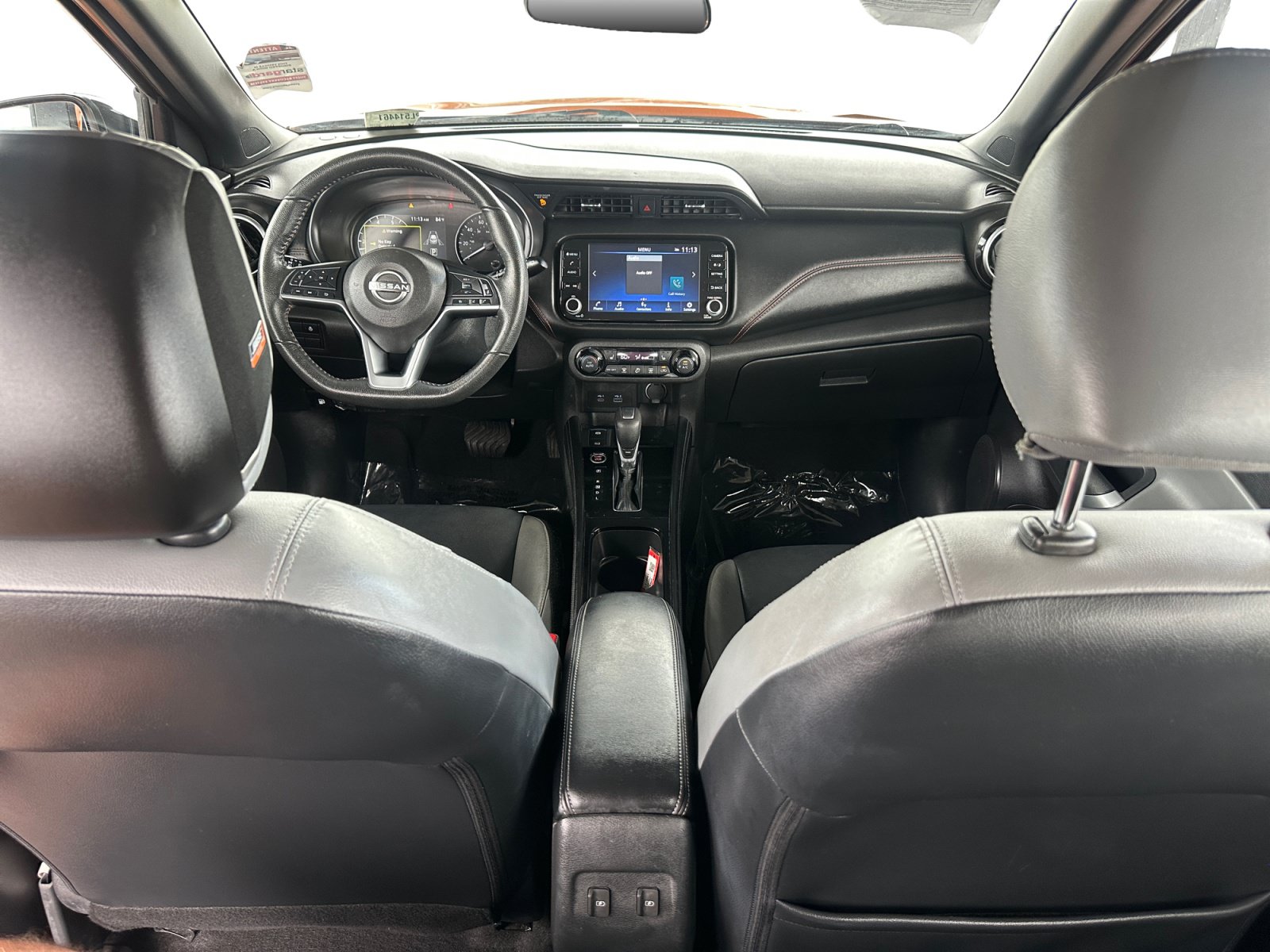 Used 2023 Nissan Kicks SR w/ SR Premium Package FWD image 10