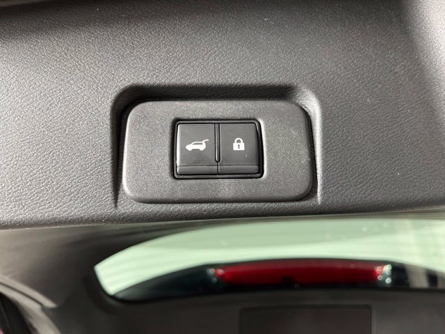 Used 2023 Nissan Rogue SL FWD image 50