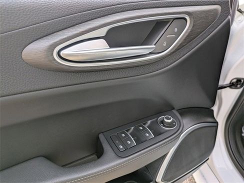 Certified 2022 Alfa Romeo Giulia Ti image 23