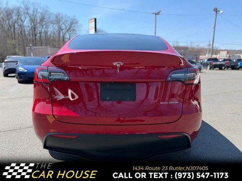 Used 2021 Tesla Model Y Long Range image 10