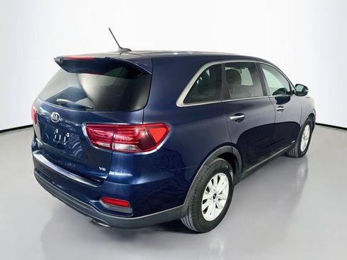 Used 2019 Kia Sorento AWD V6 image 8
