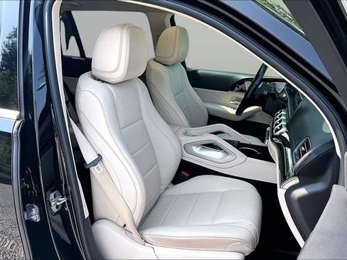 Certified 2022 Mercedes-Benz GLS 450 4MATIC image 15