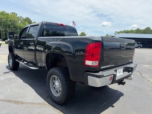 Used 2010 GMC Sierra 2500 SLE w/ SLE Preferred Package AWD/4WD image 8