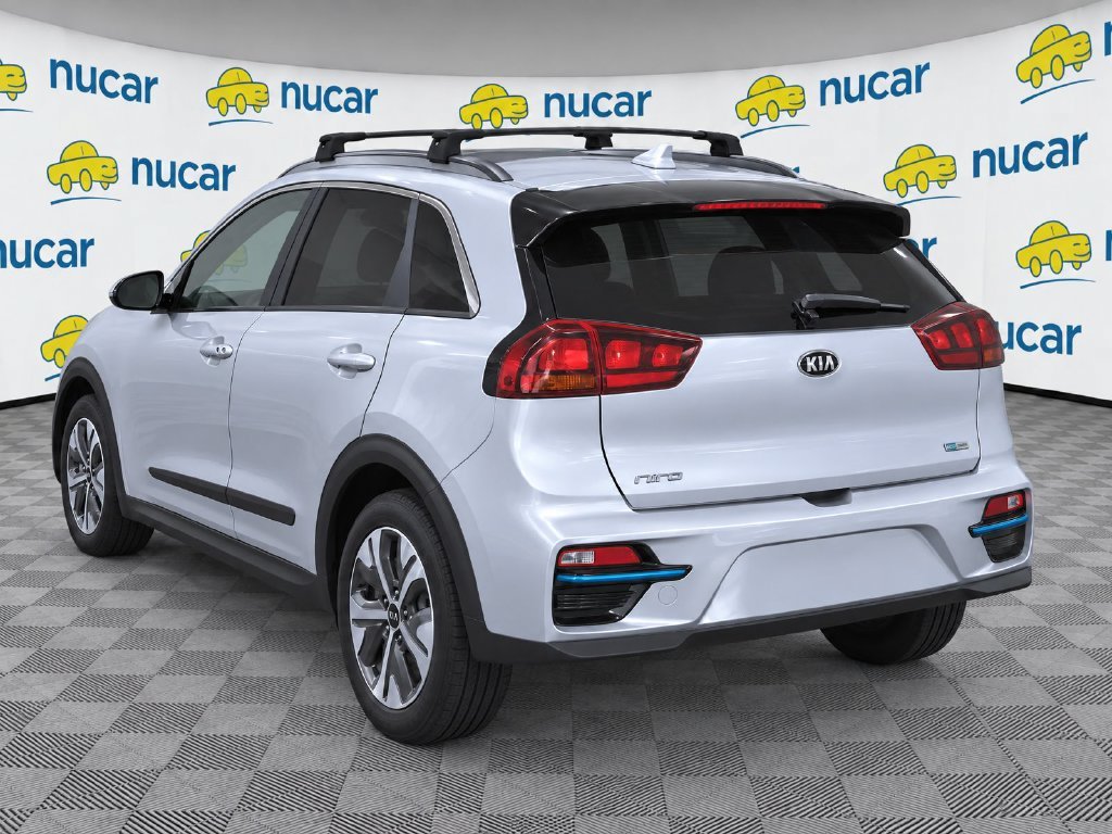 Used 2020 Kia Niro EX w/ Cold Weather Package FWD image 3