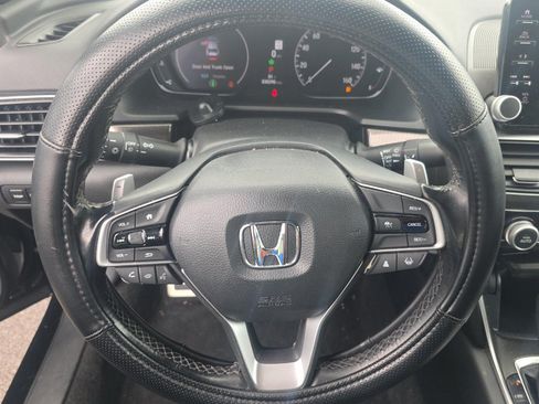 Used 2022 Honda Accord Sport image 11
