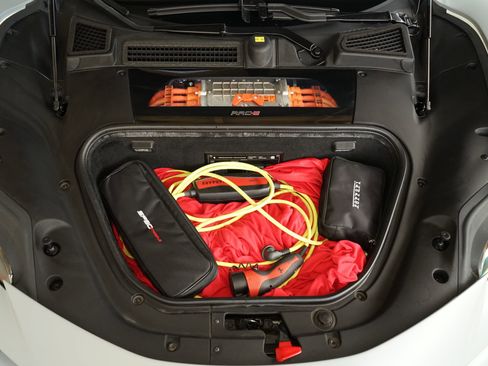 Used 2022 Ferrari SF90 Stradale image 30