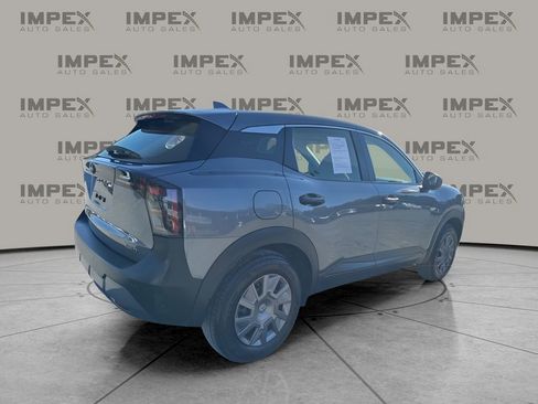 Used 2025 Nissan Kicks S image 5
