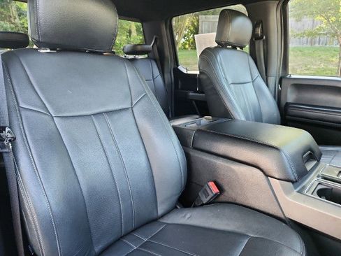 Used 2018 Ford F150 XLT w/ Equipment Group 302A Luxury AWD/4WD image 46
