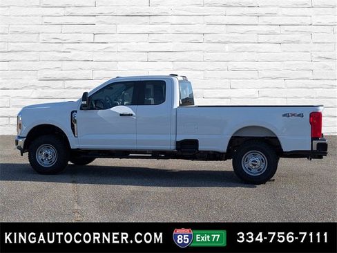 New 2026 Ford F250 XL w/ XL Off-Road Package image 8