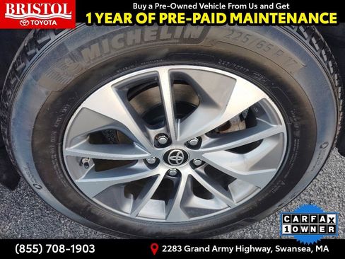 Used 2017 Toyota RAV4 XLE w/ All Weather Liner Package AWD/4WD image 14