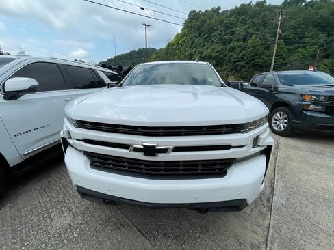 Used 2019 Chevrolet Silverado 1500 RST AWD/4WD image 2
