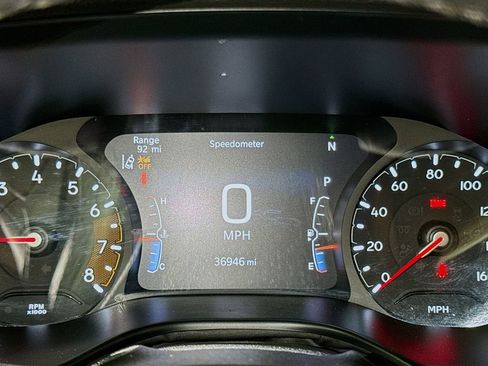 Used 2025 Jeep Compass Limited AWD/4WD image 10