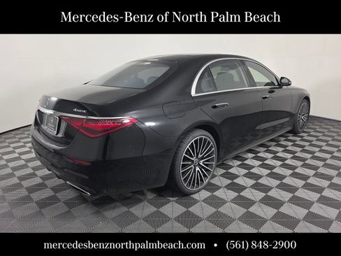 Certified 2022 Mercedes-Benz S 500 4MATIC image 6