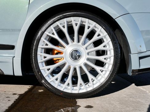 Used 2025 Rolls-Royce Cullinan image 21