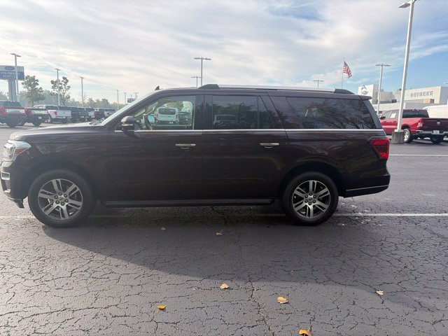 Used 2024 Ford Expedition Max Limited AWD/4WD image 1