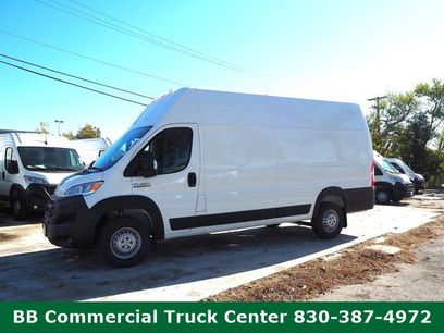 New 2025 RAM ProMaster 3500 w/ Roll-Up Rear Door Package