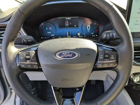 New 2026 Ford Escape SE w/ PHEV Premium Package image 26