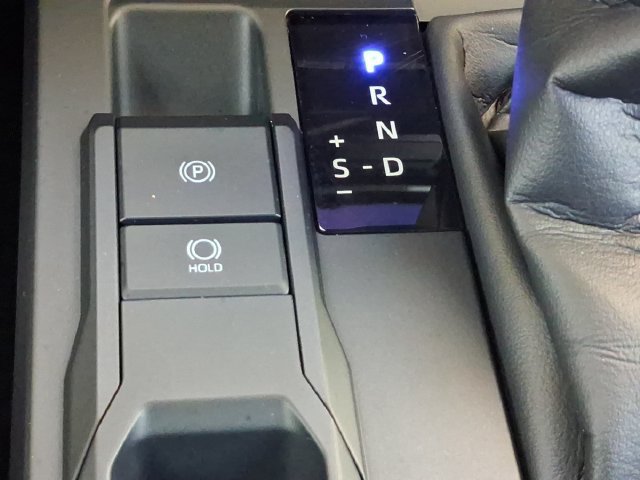 Used 2024 Toyota Tacoma SR RWD image 32