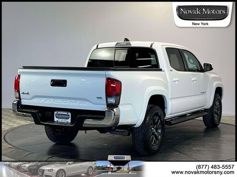 Used 2023 Toyota Tacoma SR5 AWD/4WD image 8
