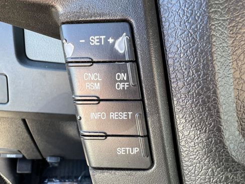 Used 2014 Ford F150 XLT w/ Trailer Tow Package image 18