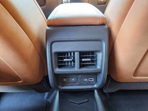 Used 2023 Cadillac XT4 Sport FWD image 11